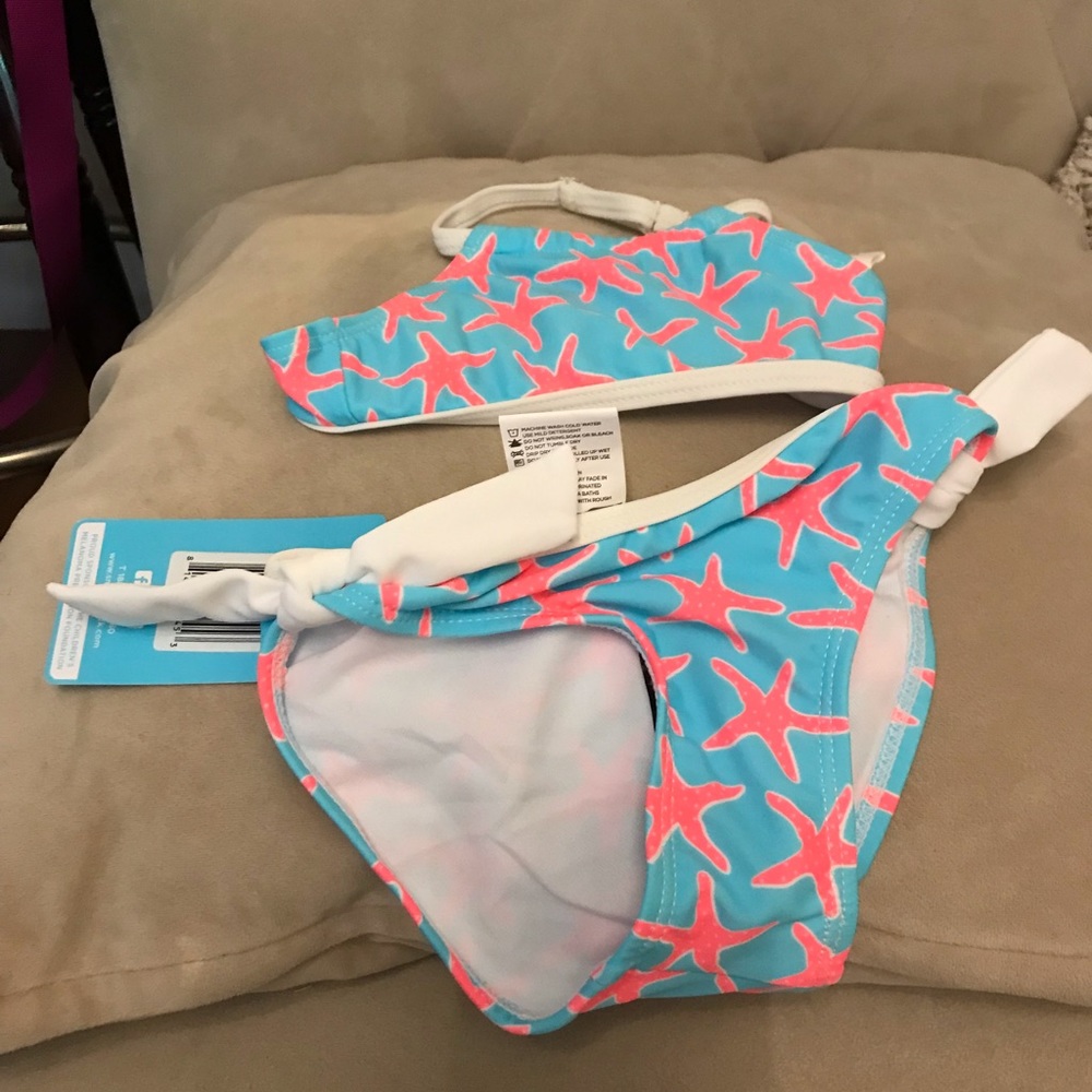 SnapperRock bathing suit